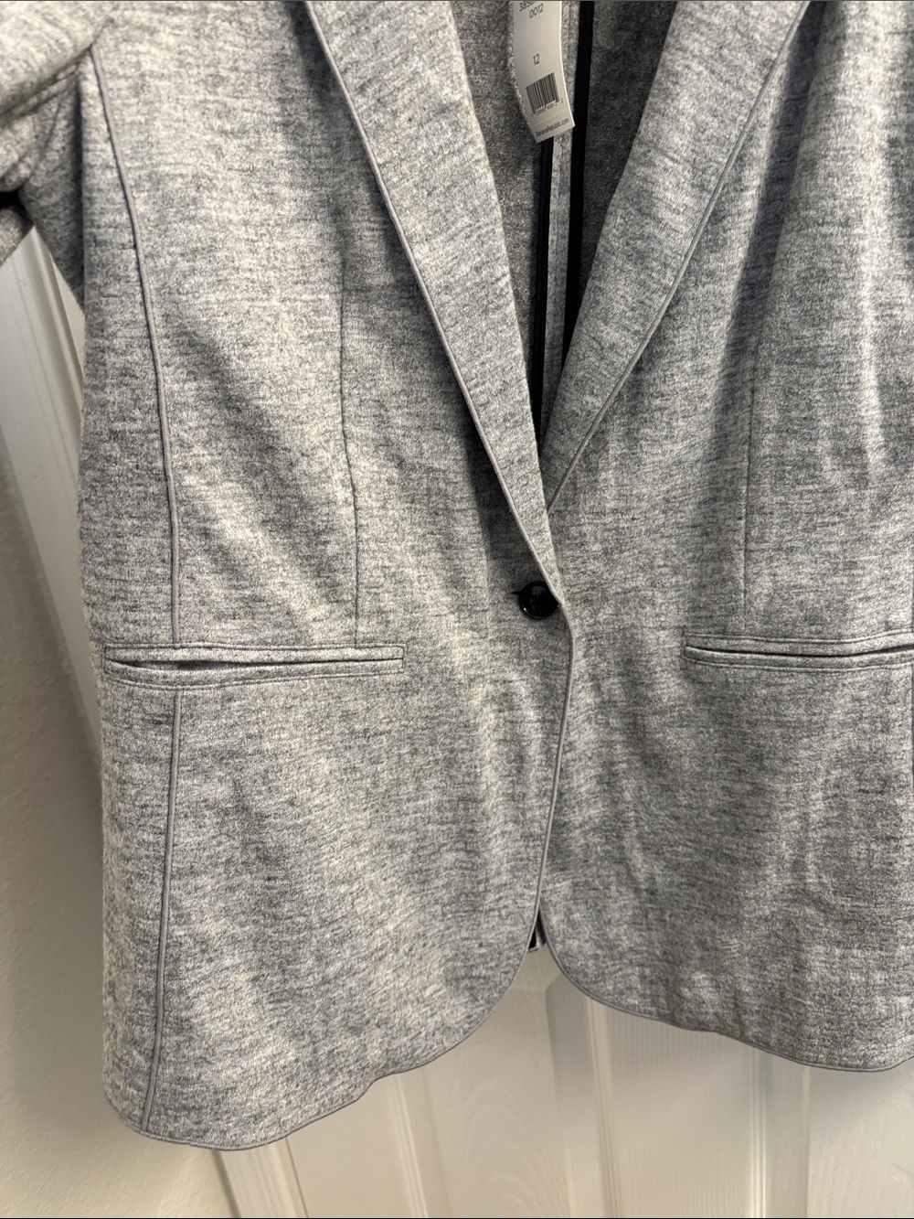 NWT Banana Republic Light Gray Knit/Wool Long and Lean Blazer - Perfect Size 12 - Picture 6 of 16